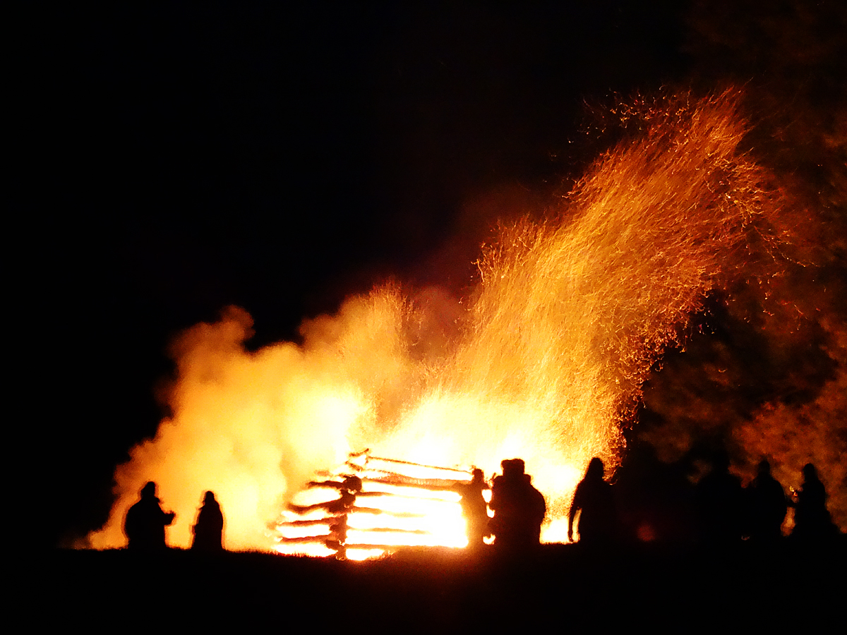 čarodějnice oheň tradice vatra - 002 - DSC02703.JPG