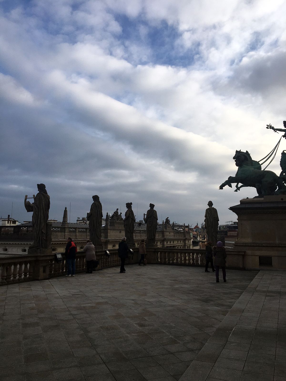 014 - Komentovaná prohlídka Národního divadla - IMG-7932.JPG