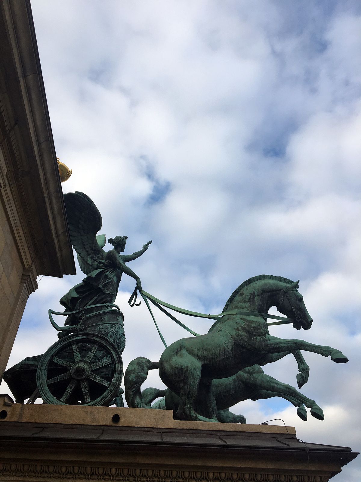 019 - Komentovaná prohlídka Národního divadla - IMG-7937.JPG