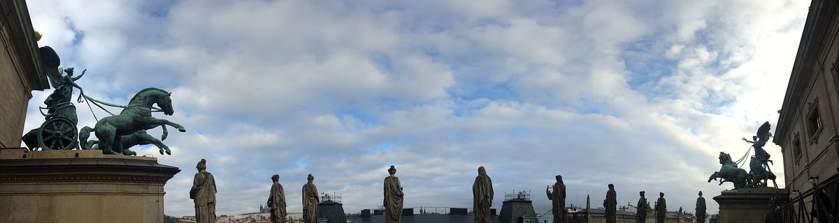 020 - Komentovaná prohlídka Národního divadla - IMG-7938.JPG