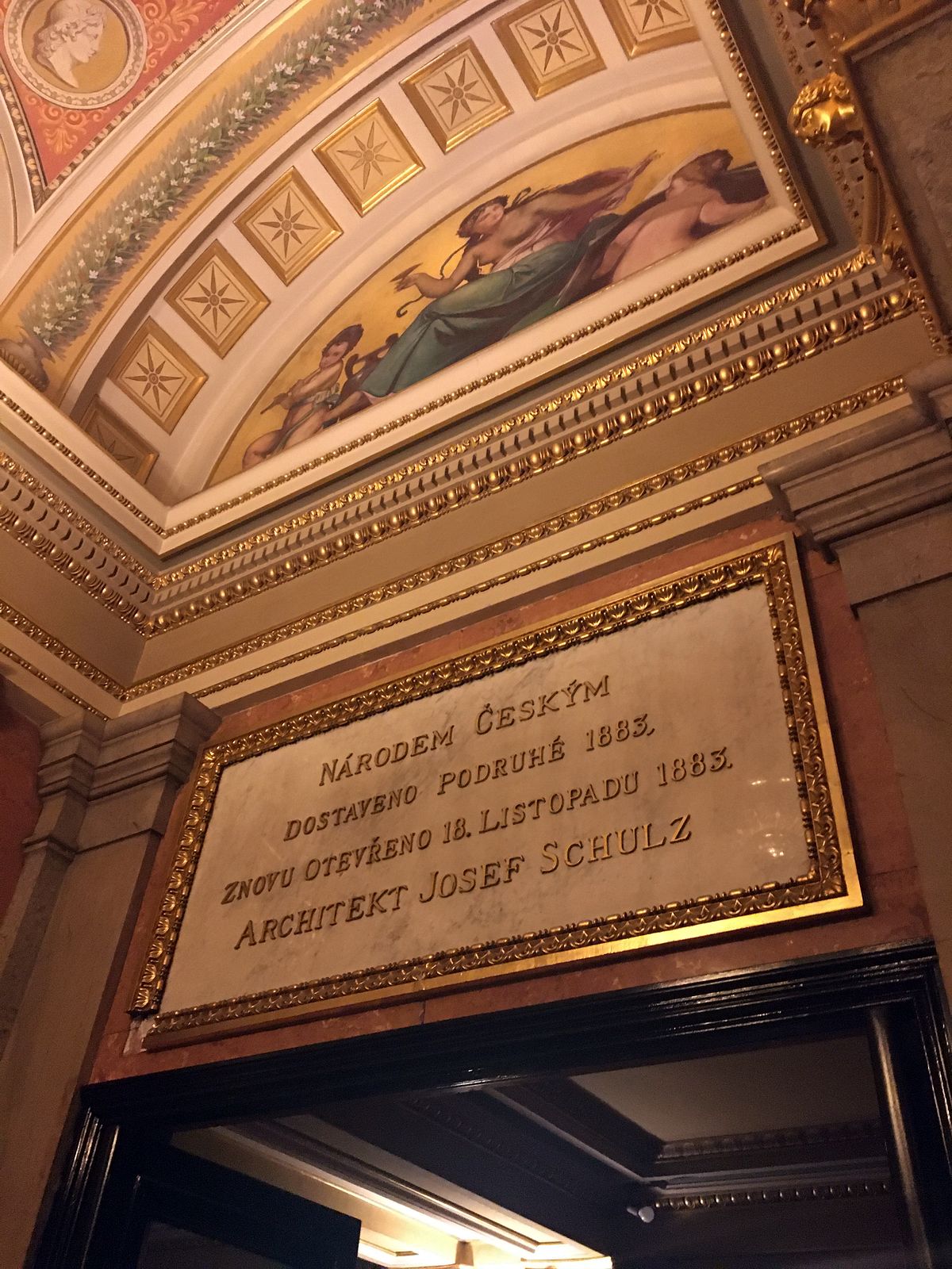 034 - Komentovaná prohlídka Národního divadla - IMG-7961.JPG