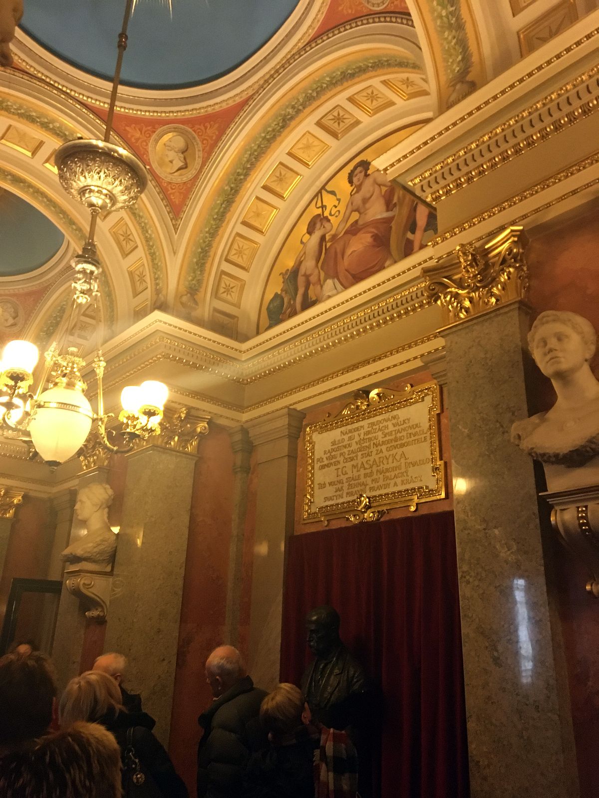036 - Komentovaná prohlídka Národního divadla - IMG-7964.JPG