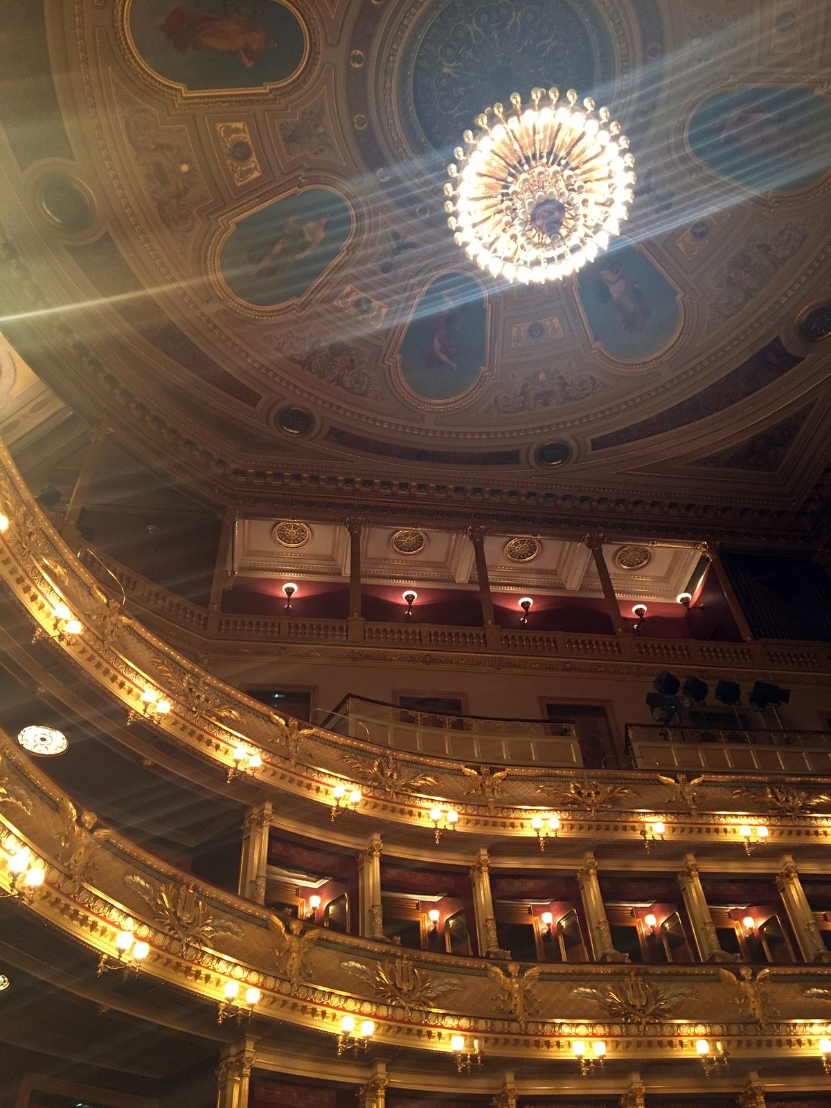 037 - Komentovaná prohlídka Národního divadla - IMG-7967.JPG