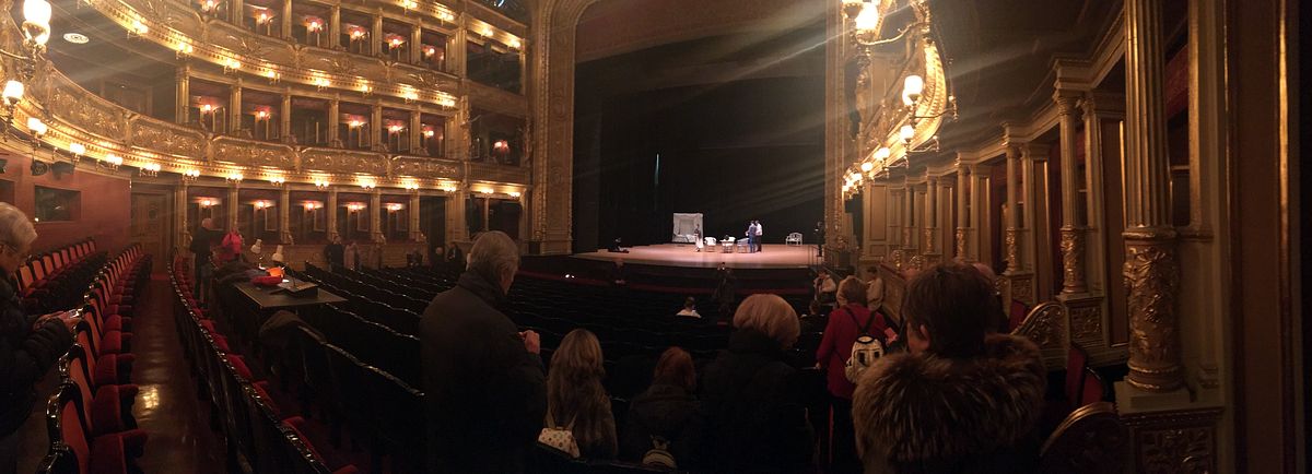 038 - Komentovaná prohlídka Národního divadla - IMG-7968.JPG