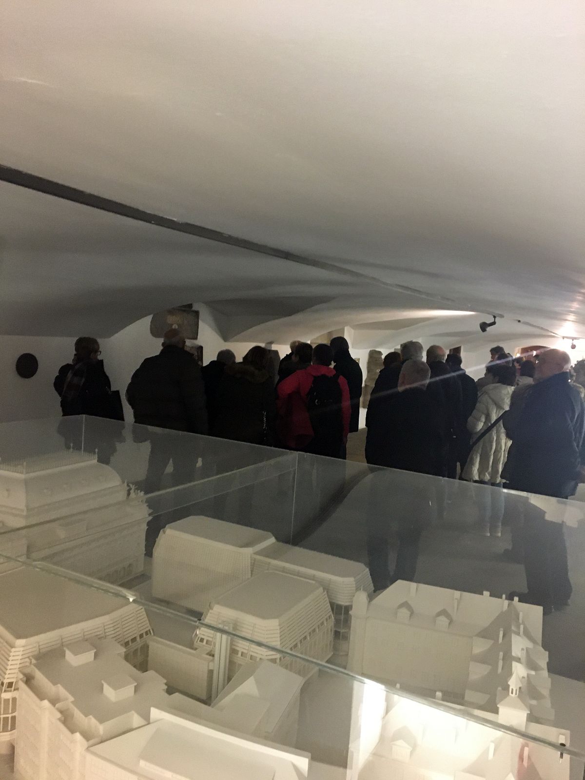 040 - Komentovaná prohlídka Národního divadla - IMG-7971.JPG