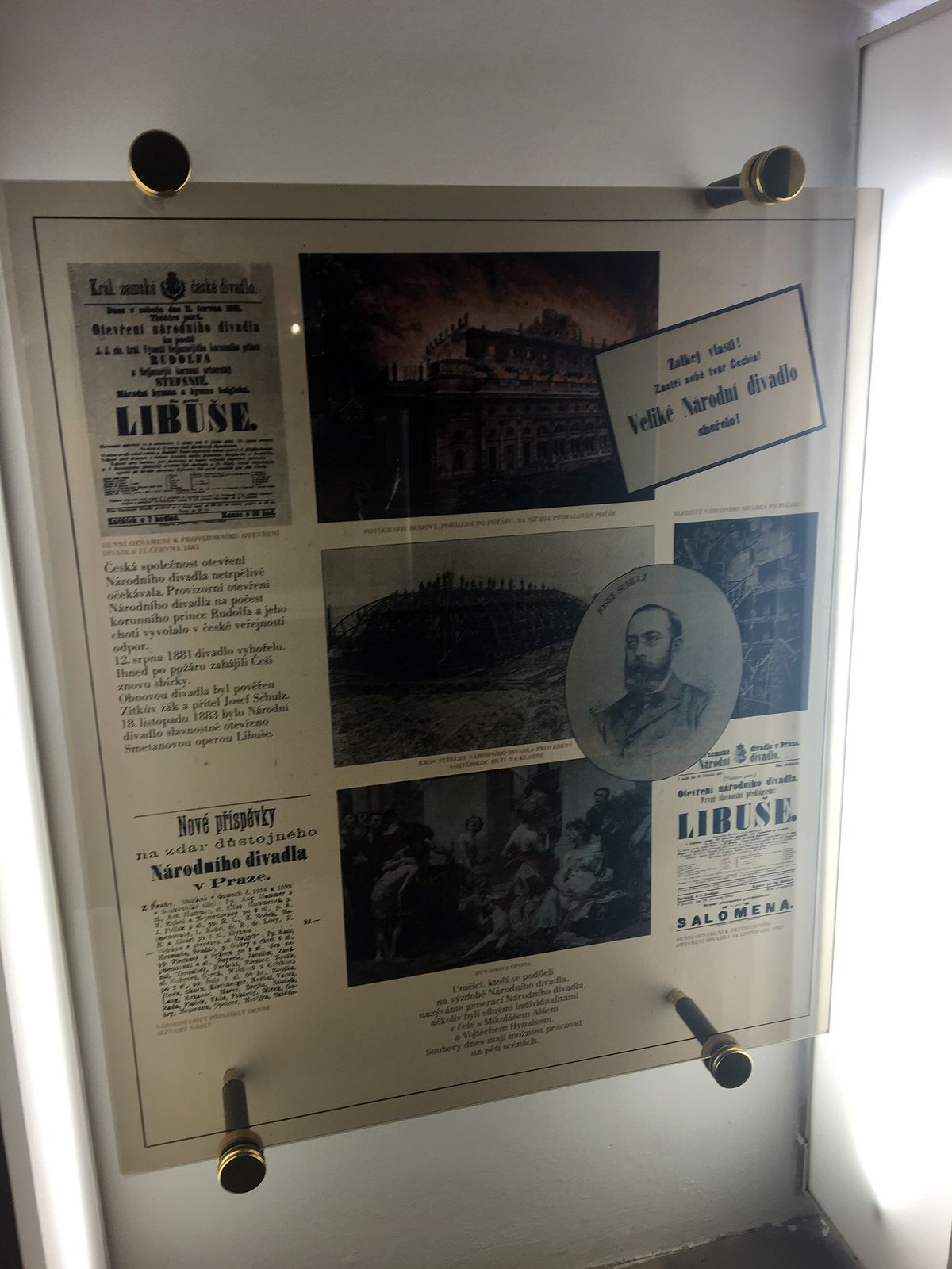 041 - Komentovaná prohlídka Národního divadla - IMG-7972.JPG