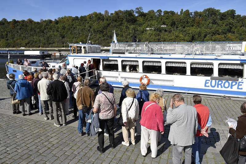 Parník pro seniory - 009 - -DSC3331.JPG