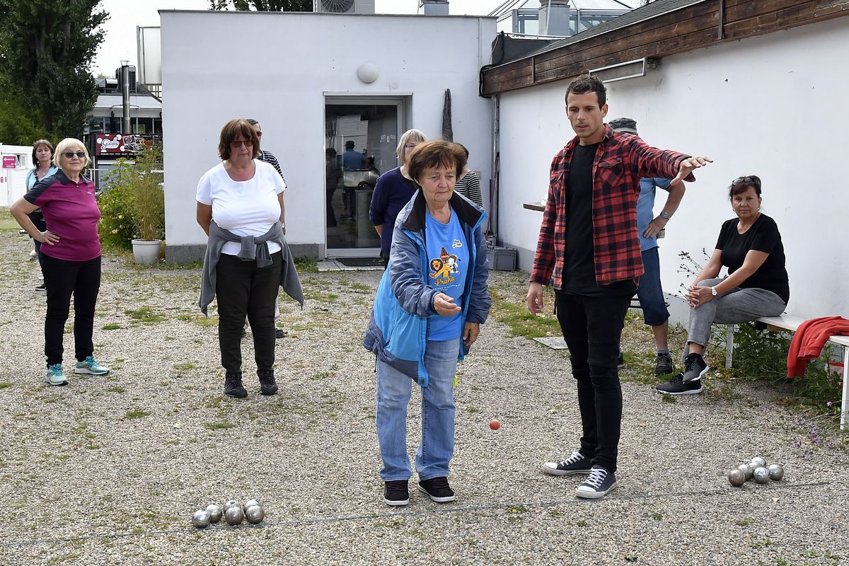 Turnaj v pétangue ve Žlutých lázních  2019  004.JPG