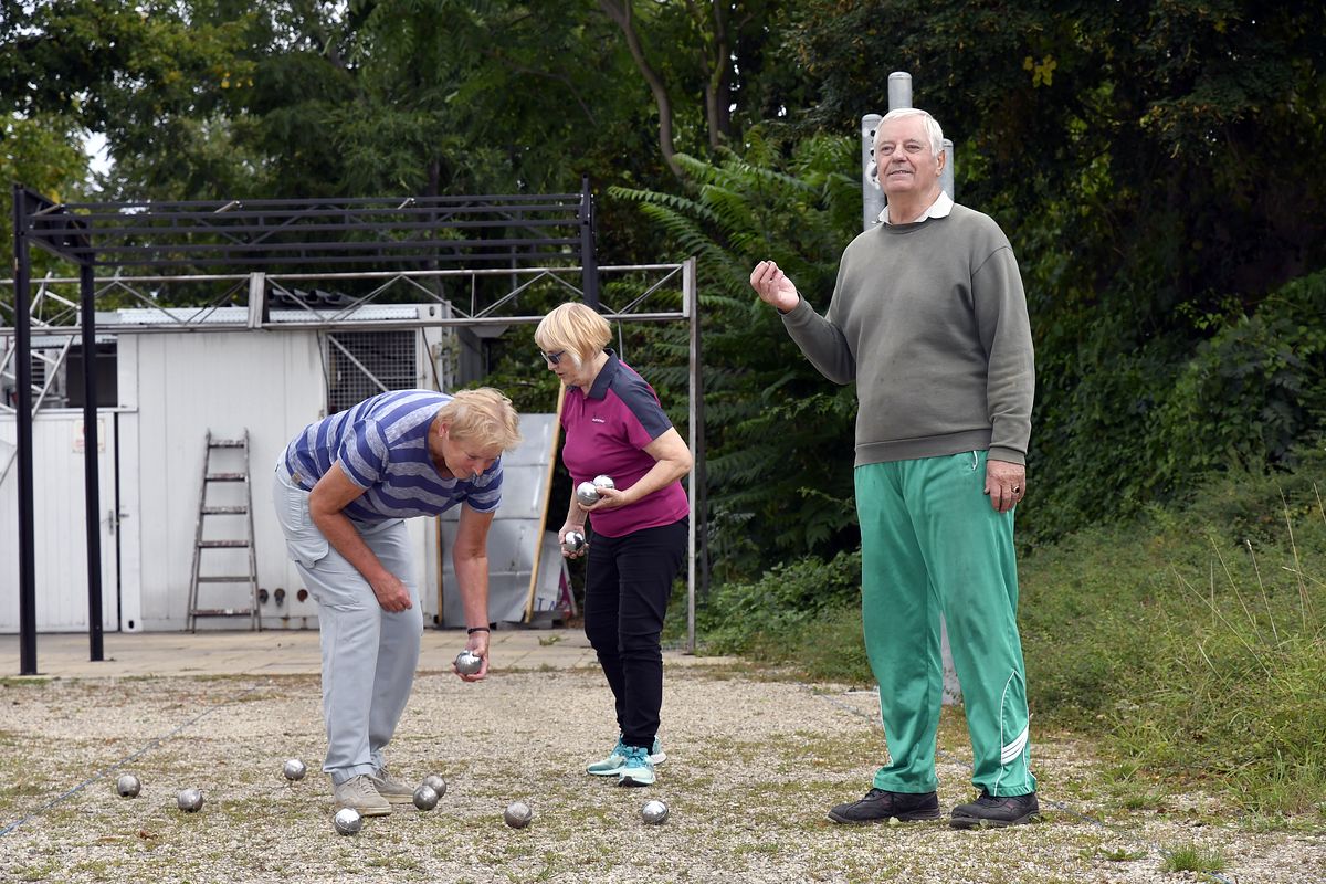 Turnaj v pétangue ve Žlutých lázních  2019  036.JPG