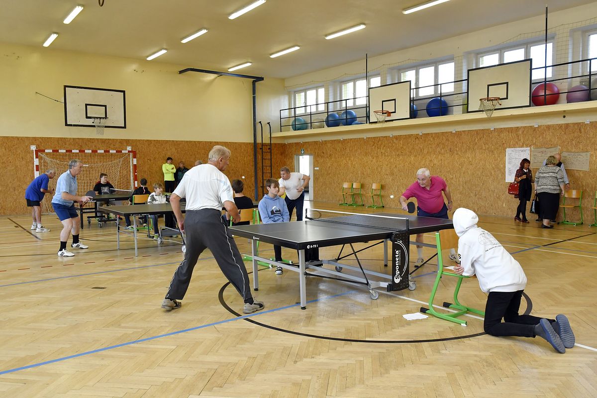 Turnaj ve stolním tenise pro seniory 2019 009.JPG