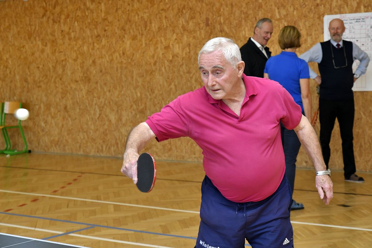 Turnaj ve stolním tenise pro seniory 2019 010.JPG