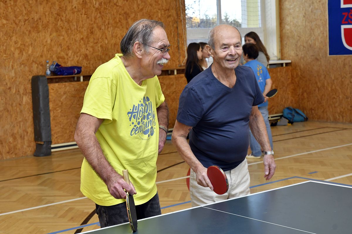 Turnaj ve stolním tenise pro seniory 2019 011.JPG