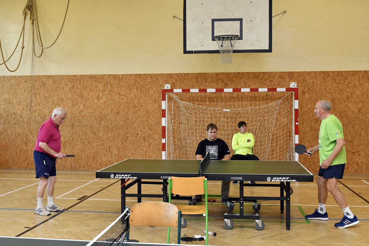 Turnaj ve stolním tenise pro seniory 2019 019.JPG