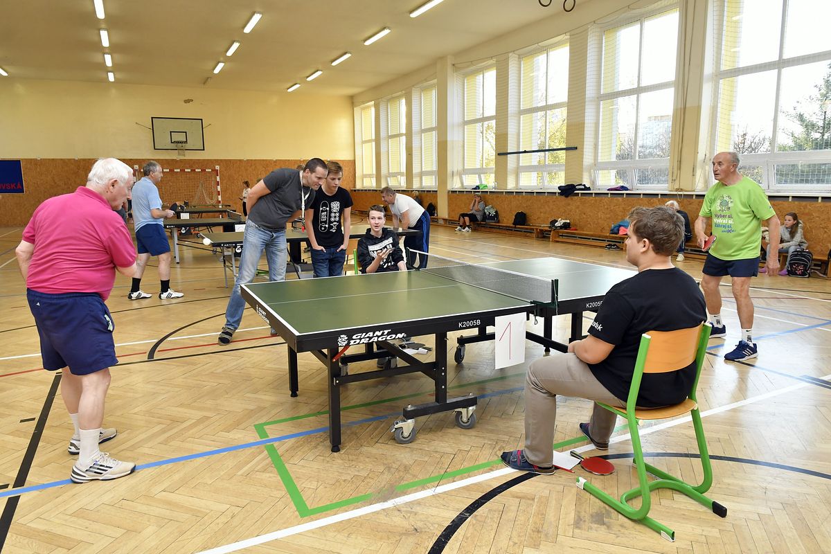Turnaj ve stolním tenise pro seniory 2019 026.JPG