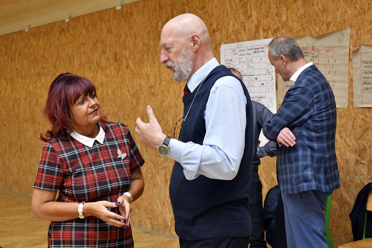 Turnaj ve stolním tenise pro seniory 2019 032.JPG