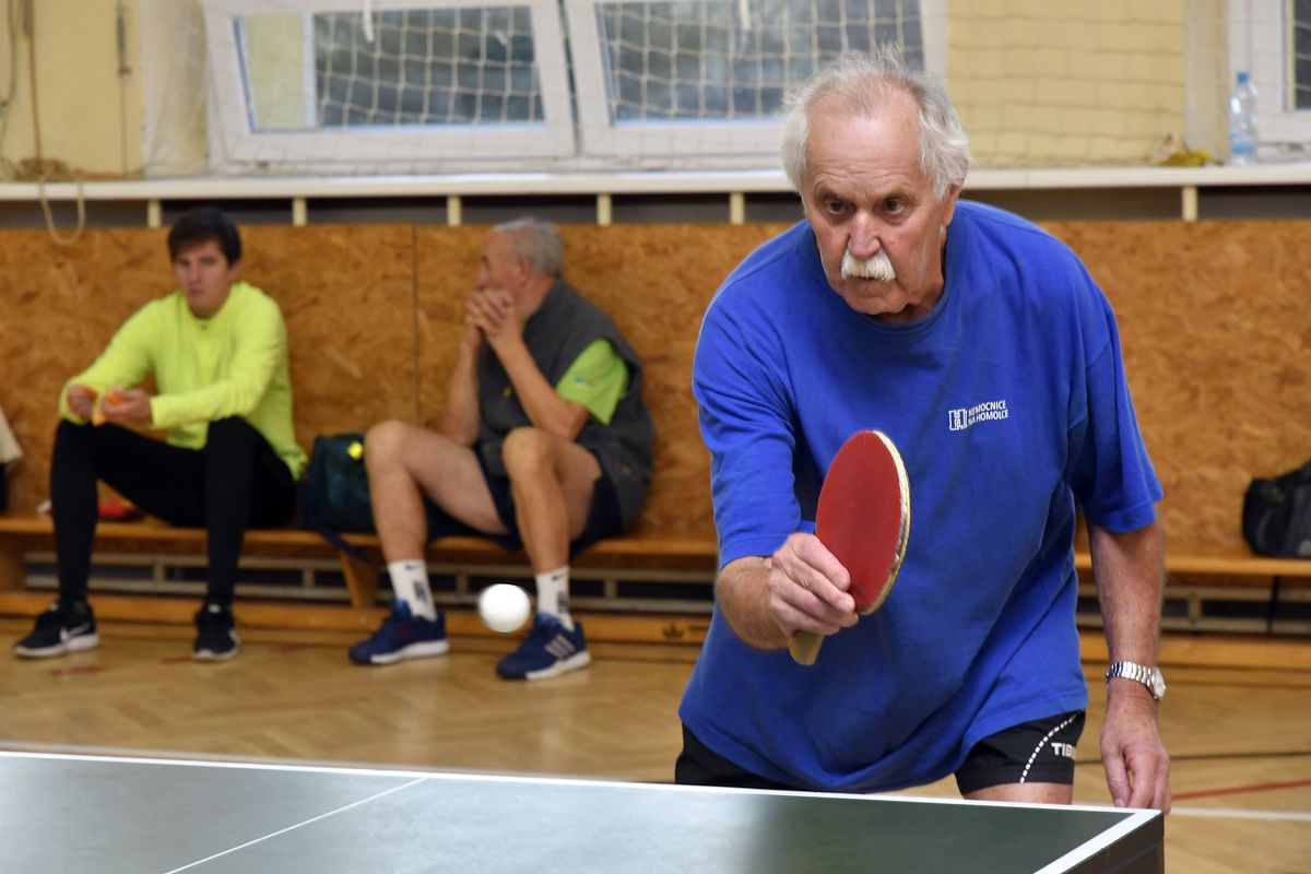 Turnaj ve stolním tenise pro seniory 2019 035.JPG
