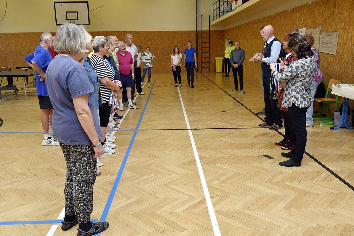 Turnaj ve stolním tenise pro seniory 2019 040.JPG