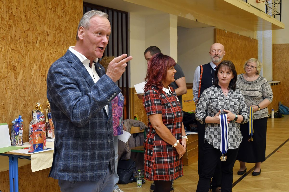 Turnaj ve stolním tenise pro seniory 2019 045.JPG