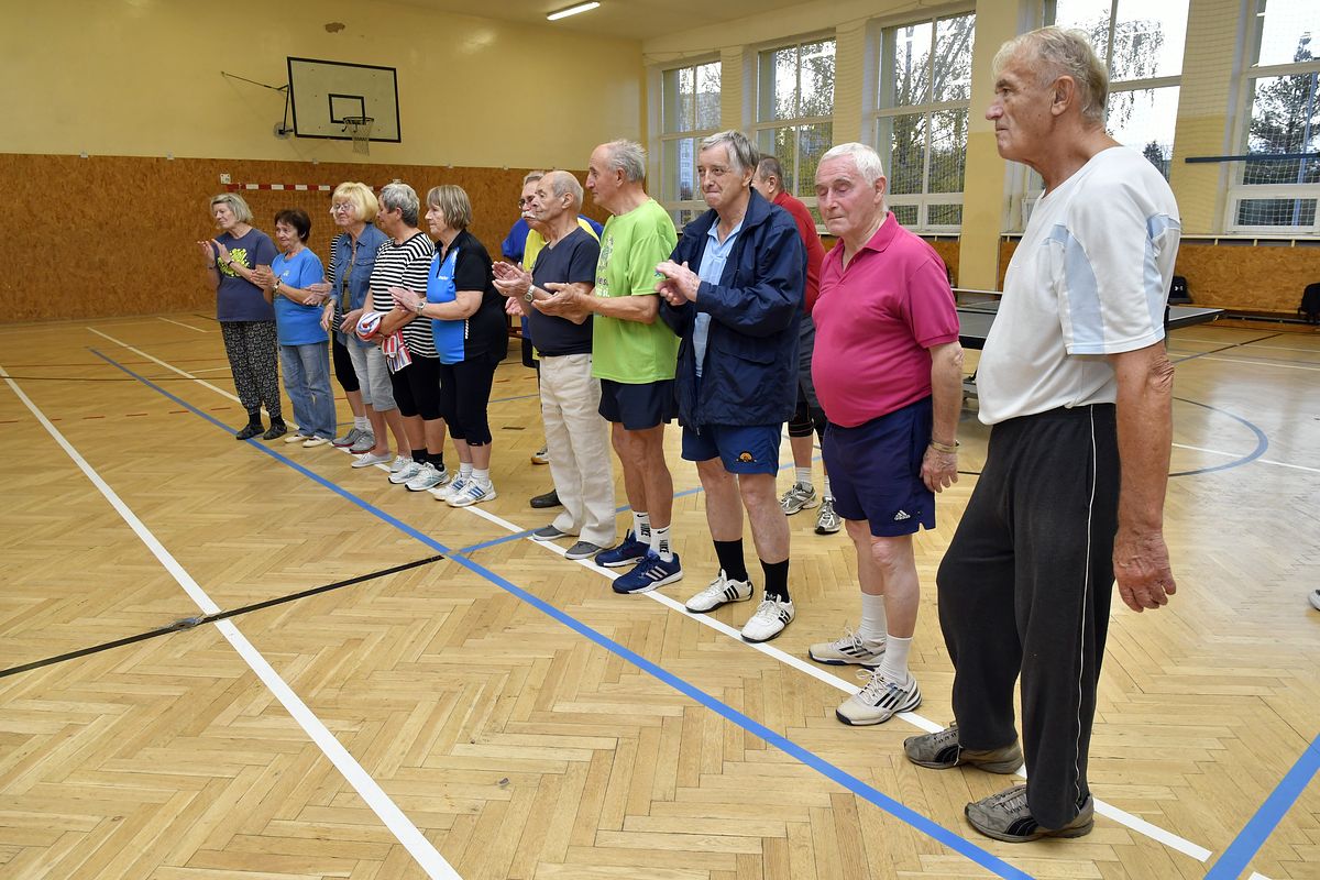 Turnaj ve stolním tenise pro seniory 2019 046.JPG