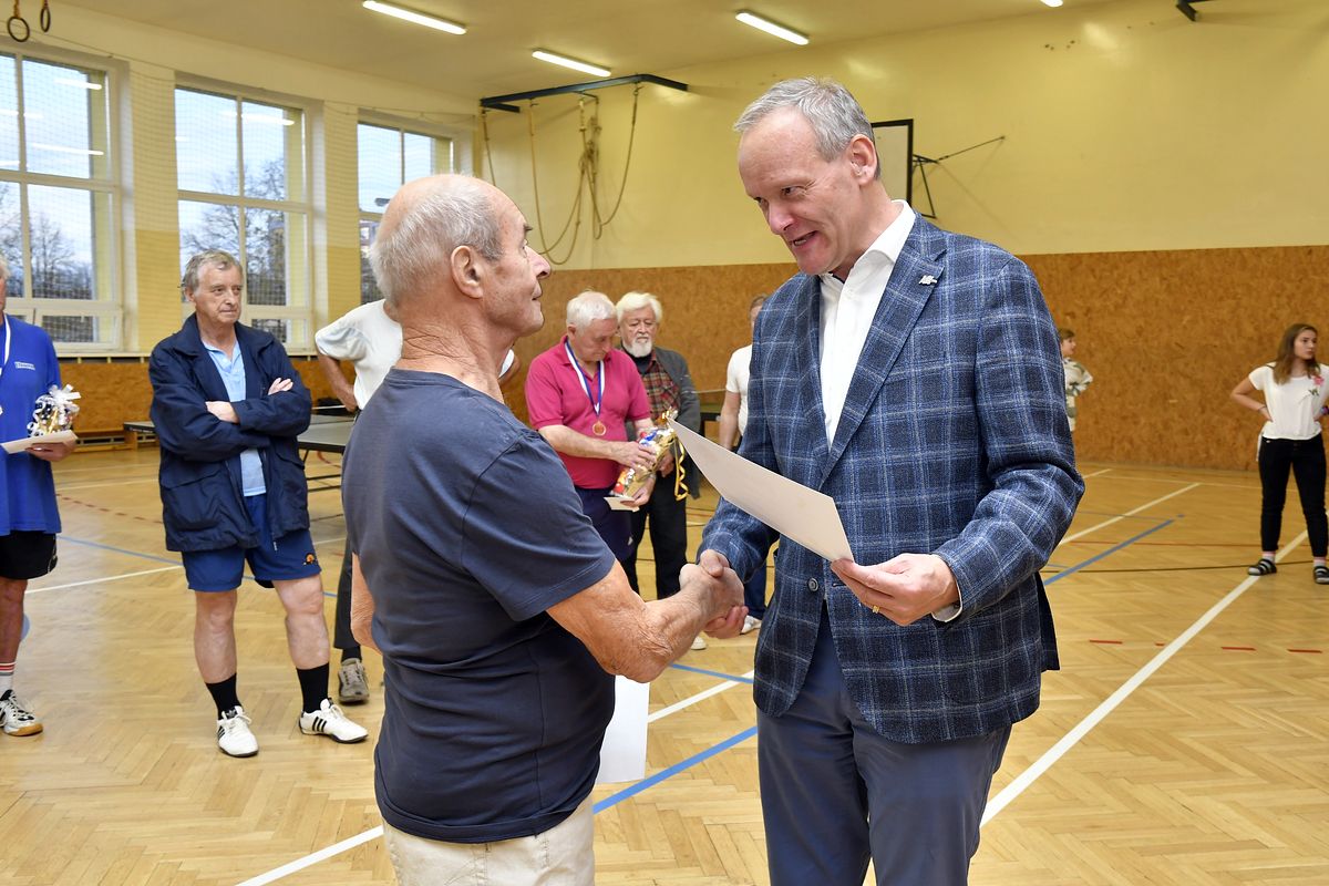 Turnaj ve stolním tenise pro seniory 2019 069.JPG