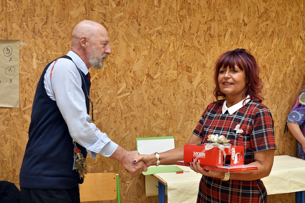 Turnaj ve stolním tenise pro seniory 2019 079.JPG