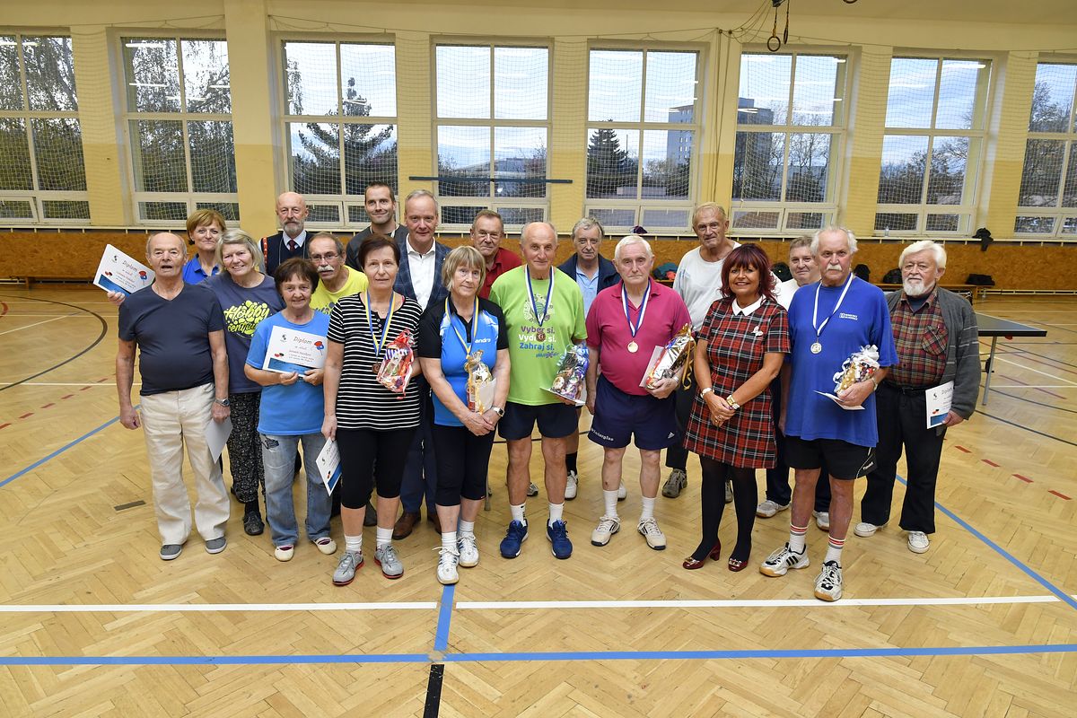 Turnaj ve stolním tenise pro seniory 2019 083.JPG