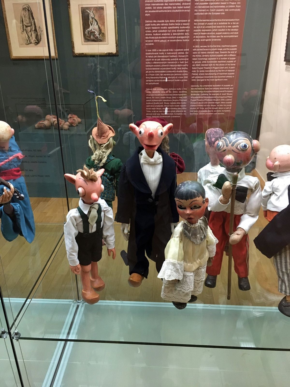 Umění loutky na zámku Chvaly  007.jpg