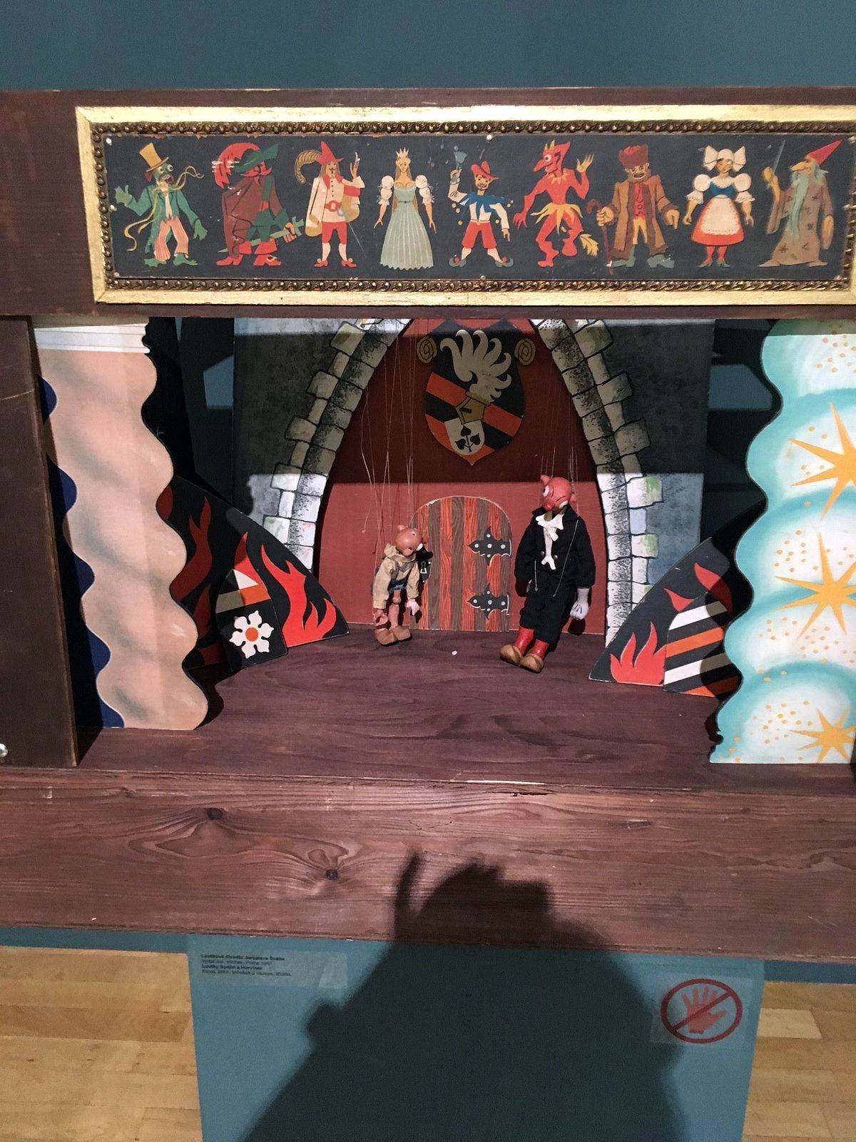 Umění loutky na zámku Chvaly  010.jpg