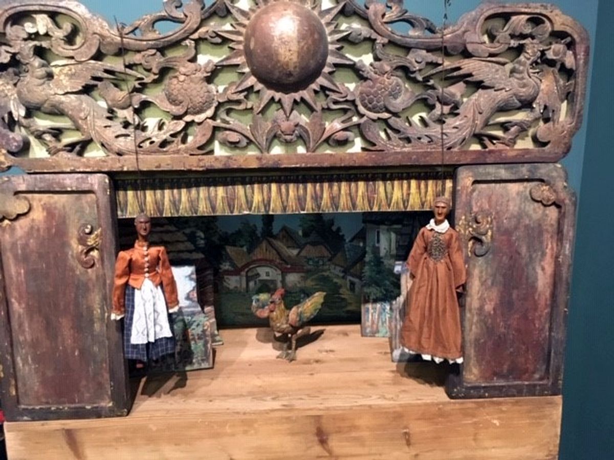 Umění loutky na zámku Chvaly  014.jpg