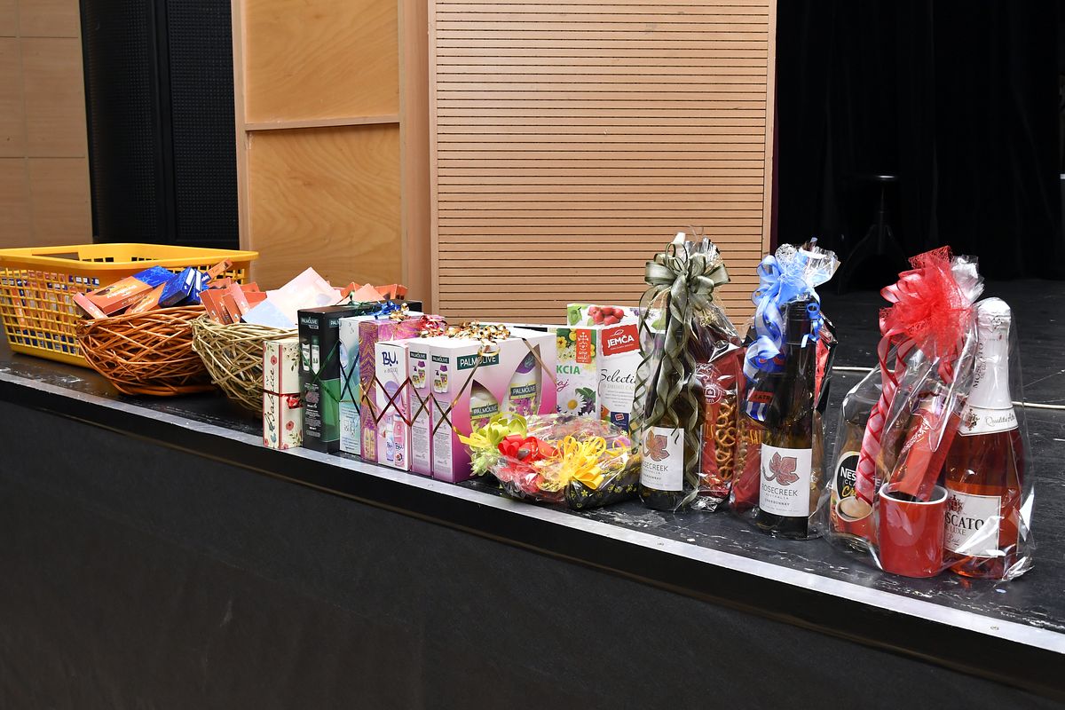 Věk je jenom číslo - oslava Mezinárodního dne seniorů 2019  010.JPG