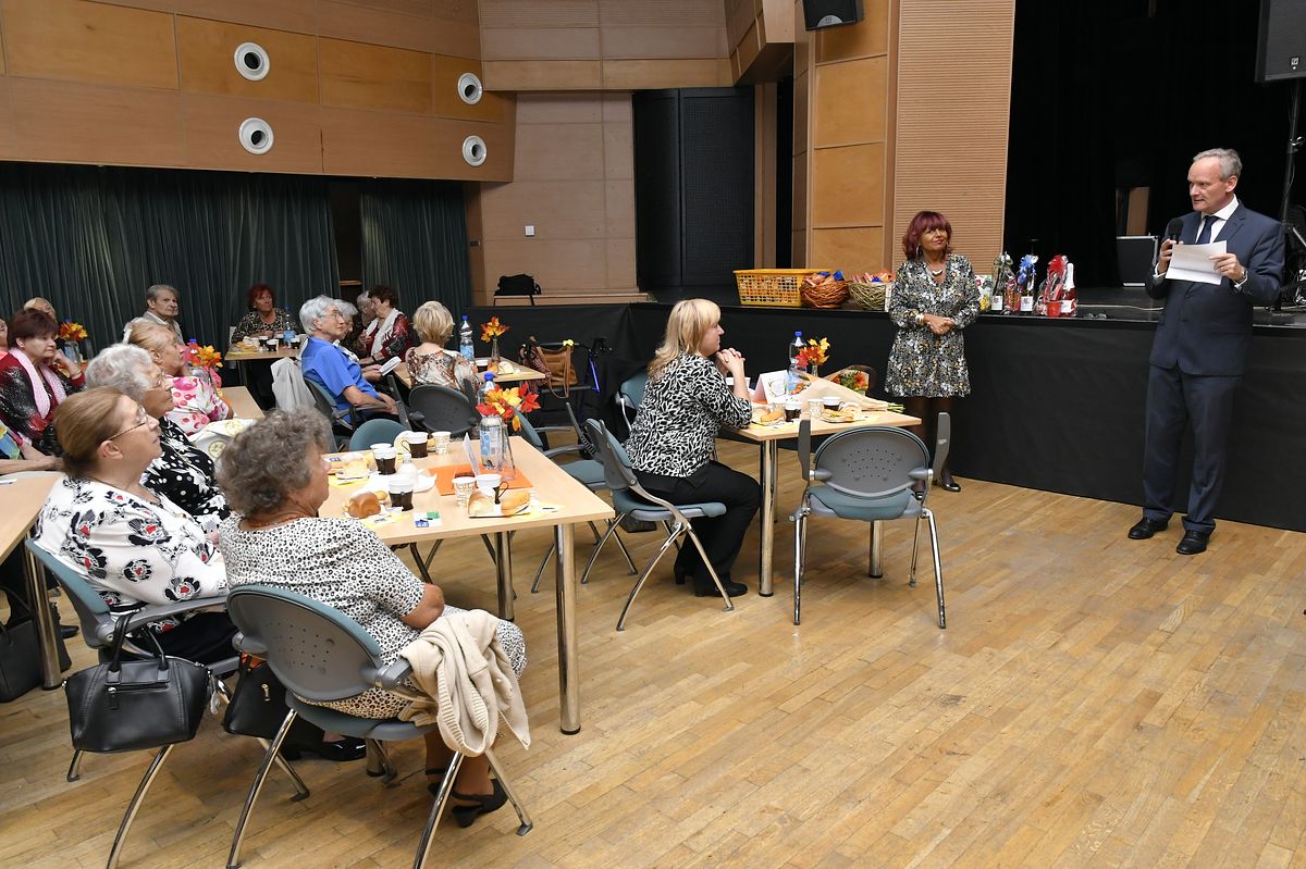 Věk je jenom číslo - oslava Mezinárodního dne seniorů 2019  024.JPG