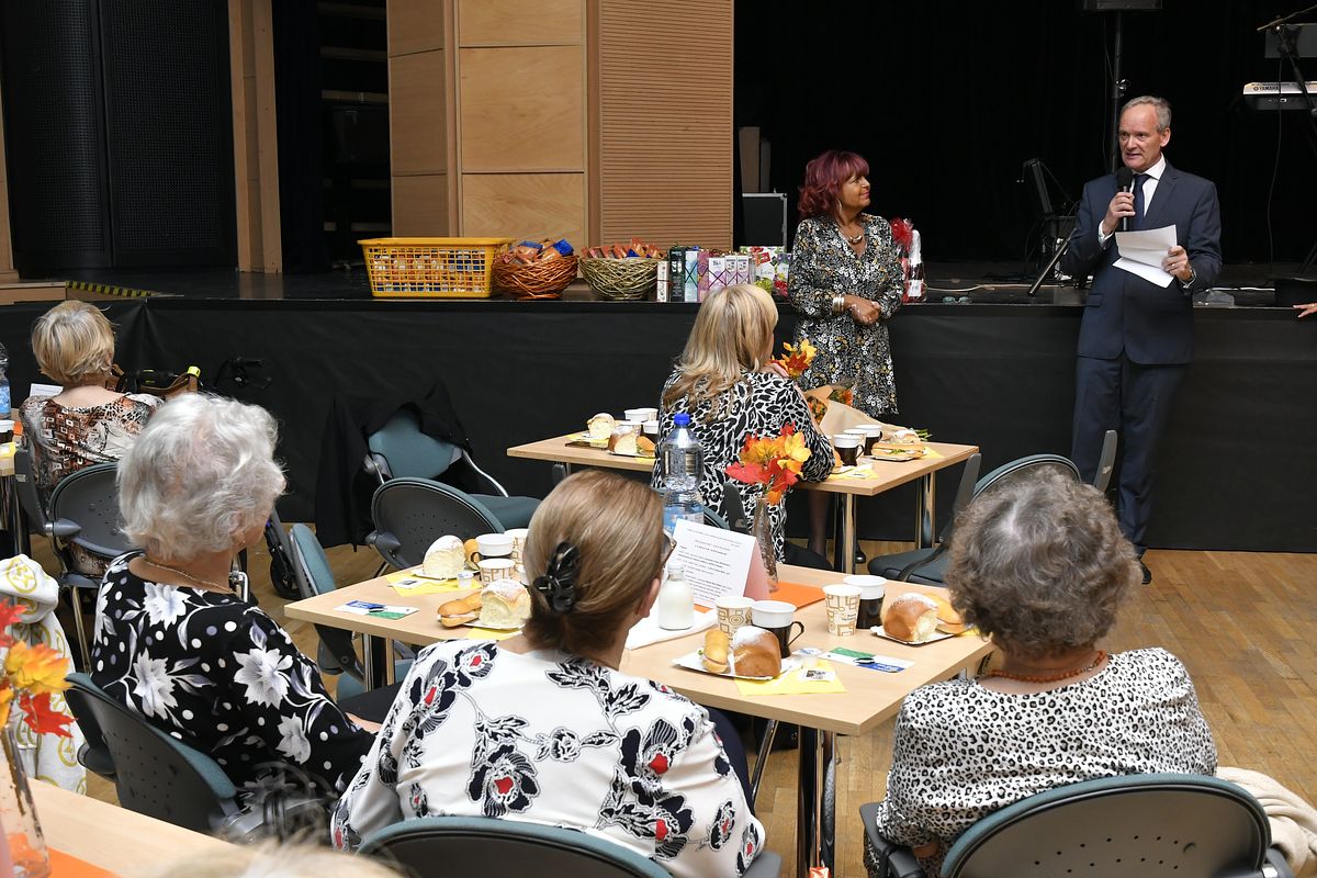 Věk je jenom číslo - oslava Mezinárodního dne seniorů 2019  025.JPG