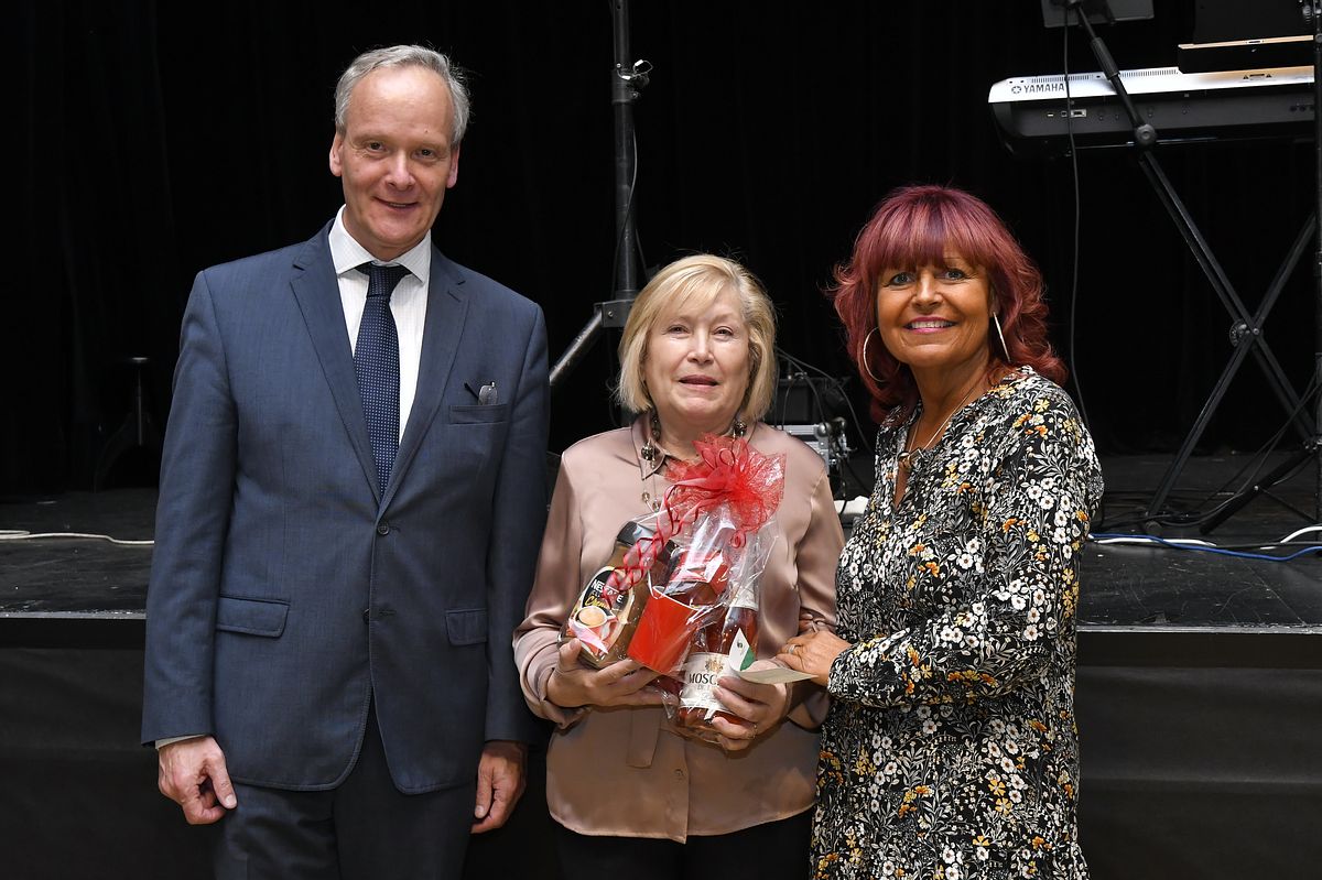 Věk je jenom číslo - oslava Mezinárodního dne seniorů 2019  075.JPG