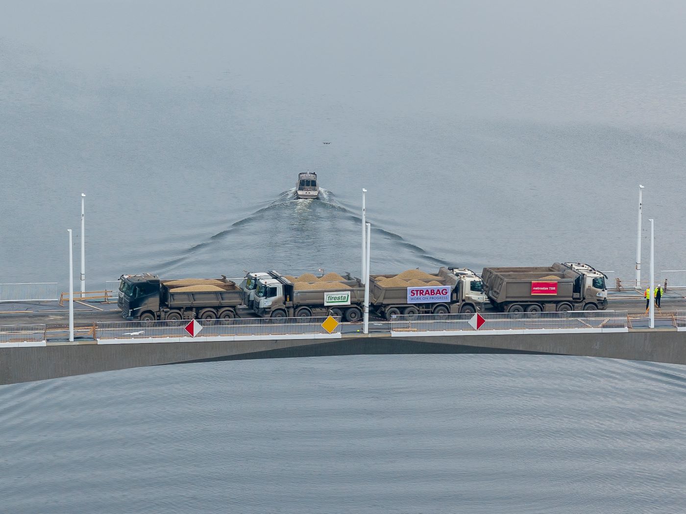 zatěžovací zkouška Dvoreckého mostu 10