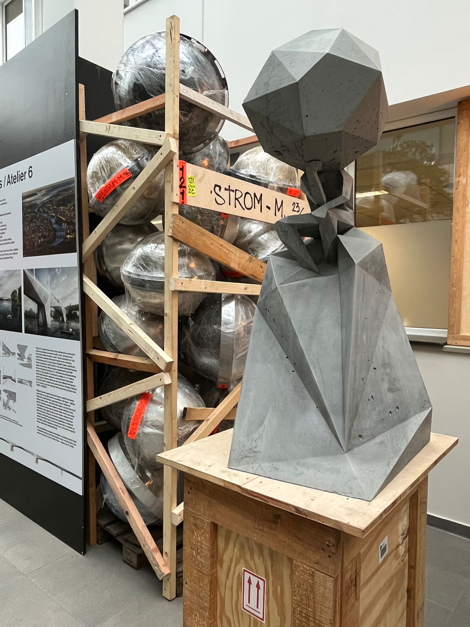 výstava Dvorecký most 6