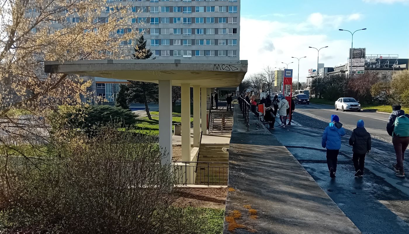 zastávka MHD Sídliště Novodvorská