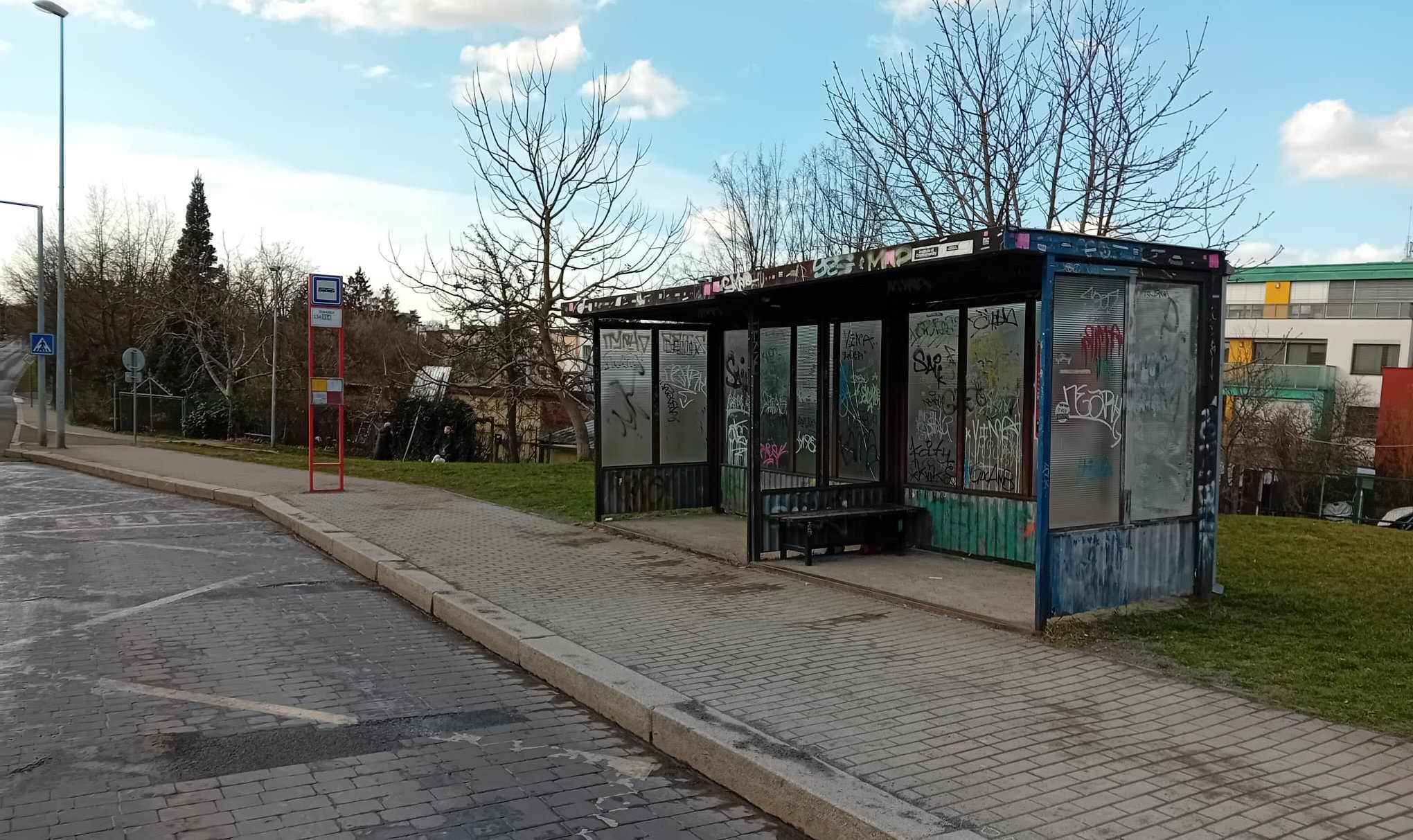 zastávka autobus MHD Zemanka původní stav