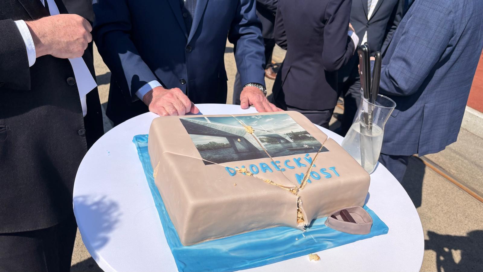 otevření dvoreckého mostu (2)